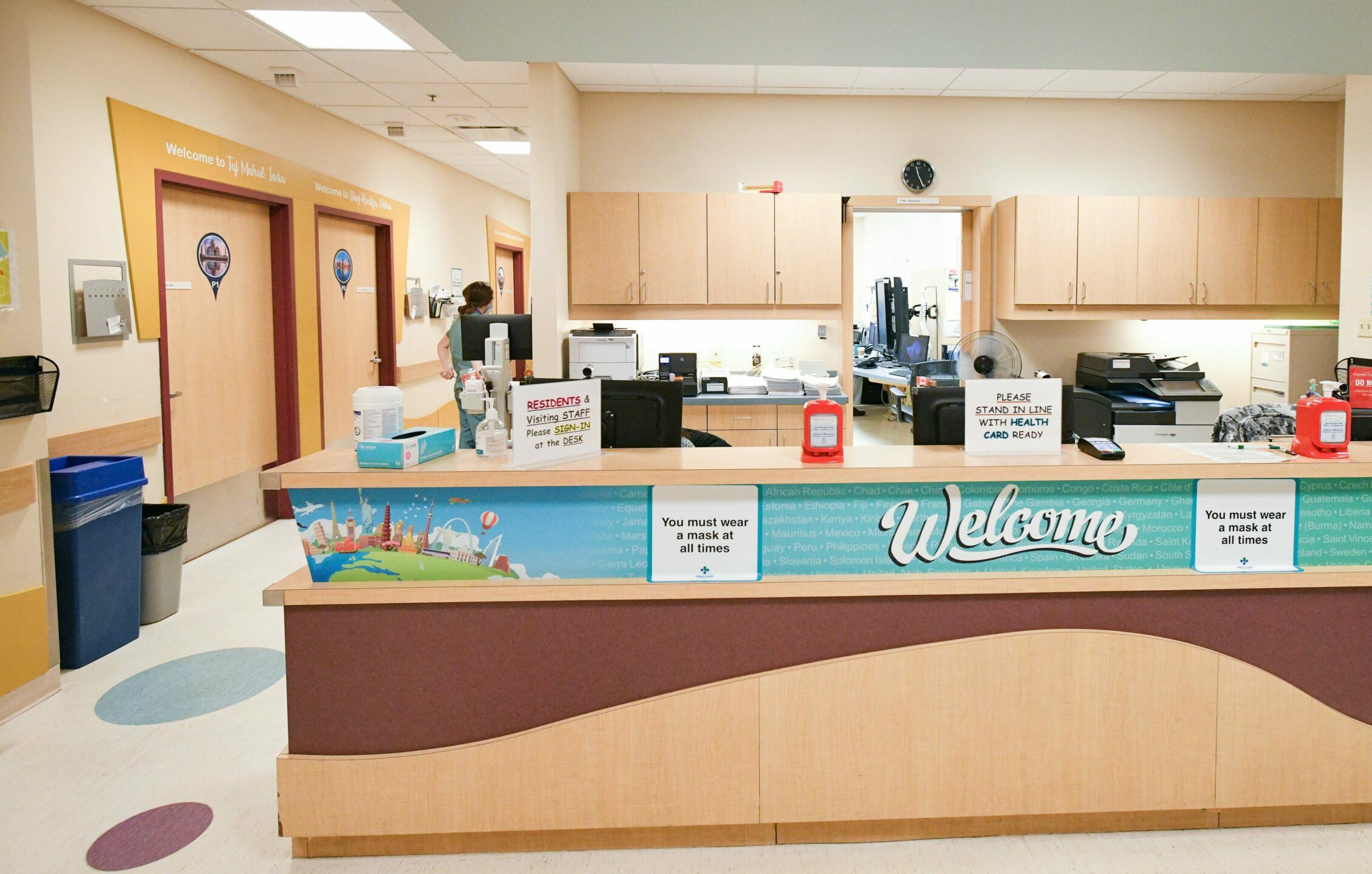 Peds_Surg_Clinic_CSB_welcome desk